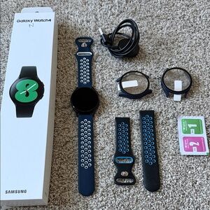 Samsung Galaxy Watch4 Navy Blue
